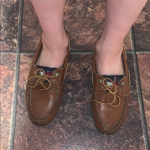 Tommy Hilfiger leather boat shoes